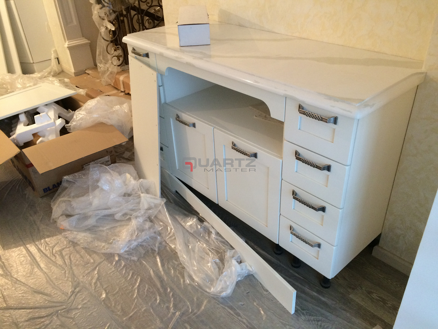 Vicostone BQ 8270 Calacatta