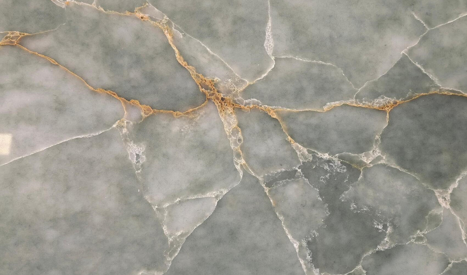 Etna Quartz Aquamarine