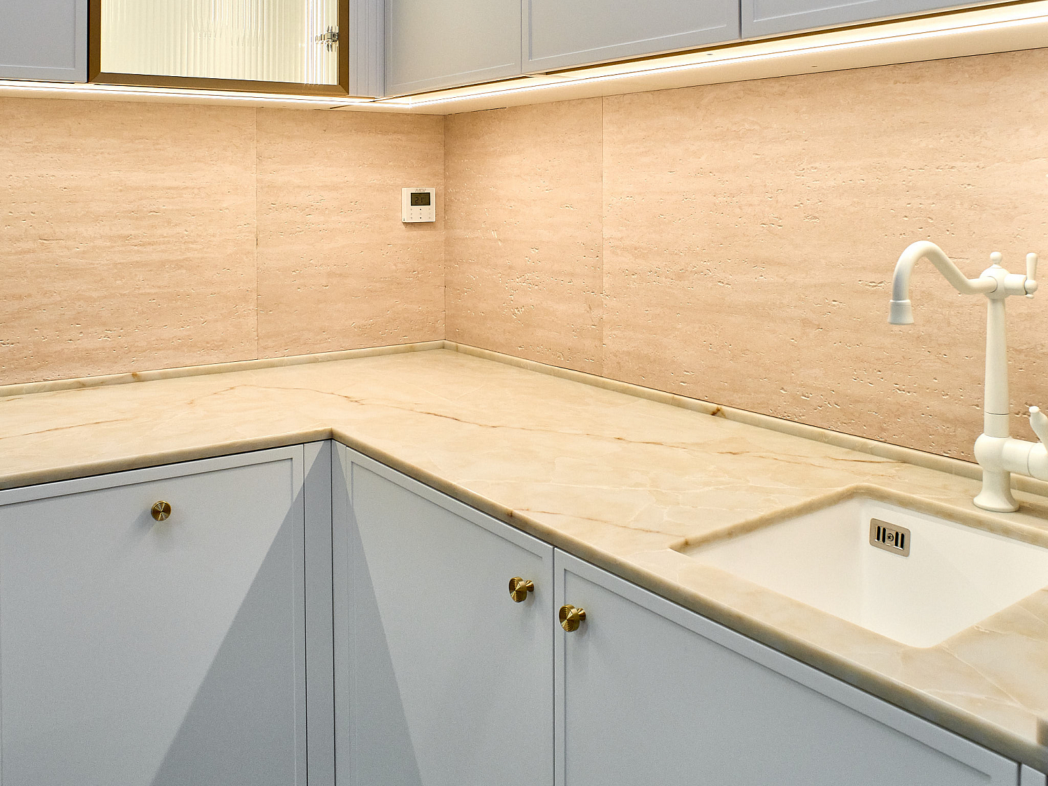 Aleph Stone A96 IVORY GLACE
